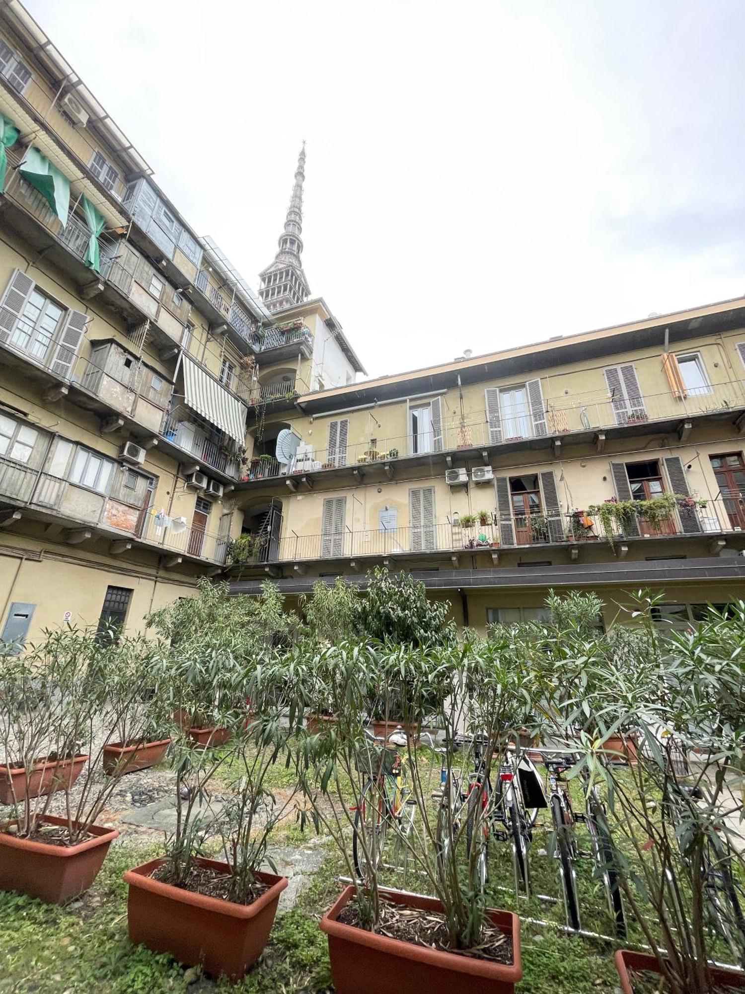 Mole 33 * Turin